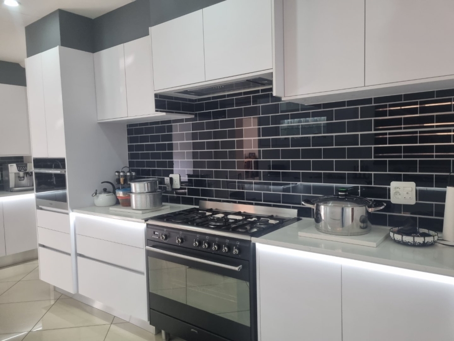 4 Bedroom Property for Sale in Vaalpark Free State